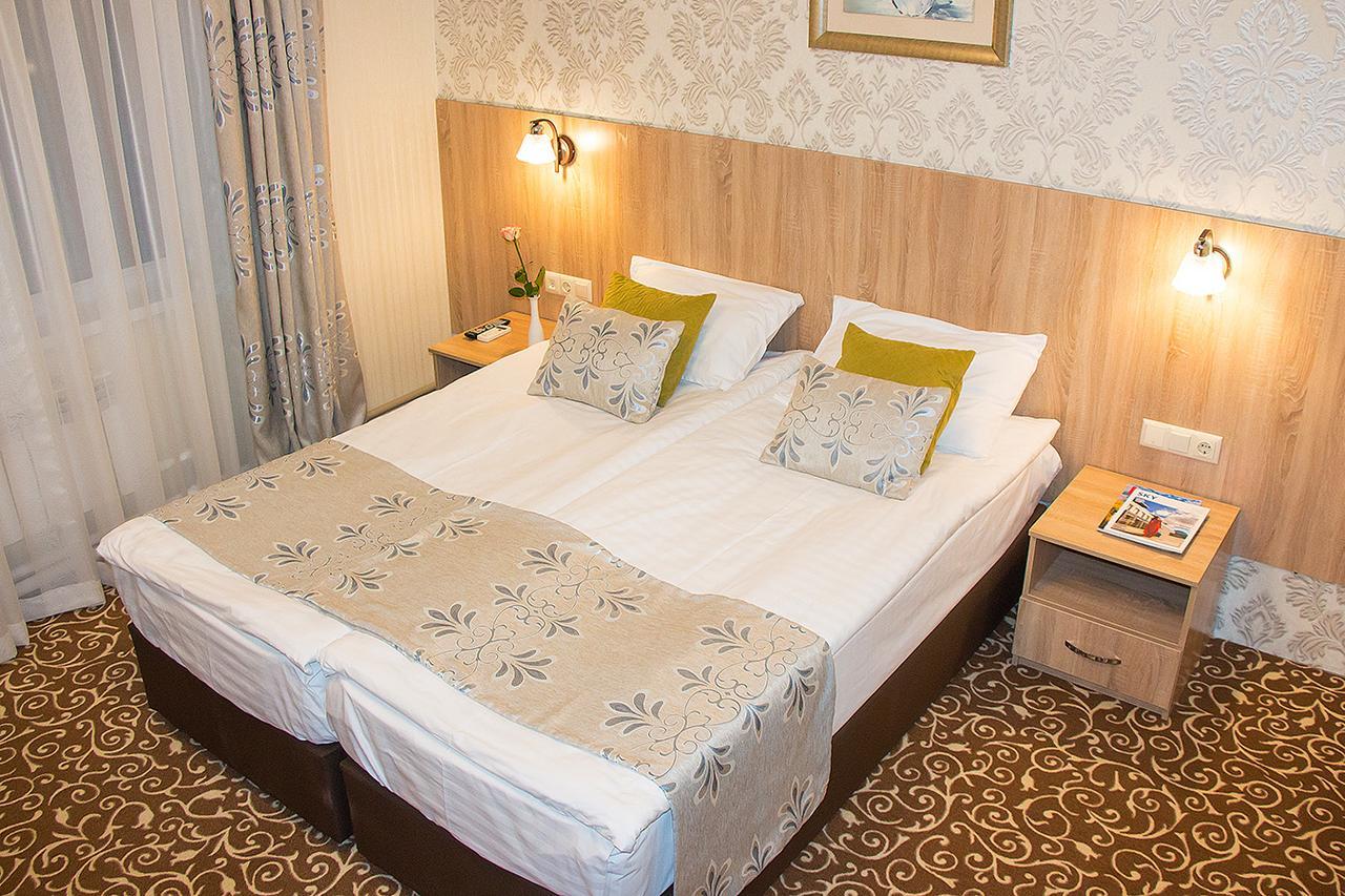 Silk Way Hotel อัลมาตี ภายนอก รูปภาพ